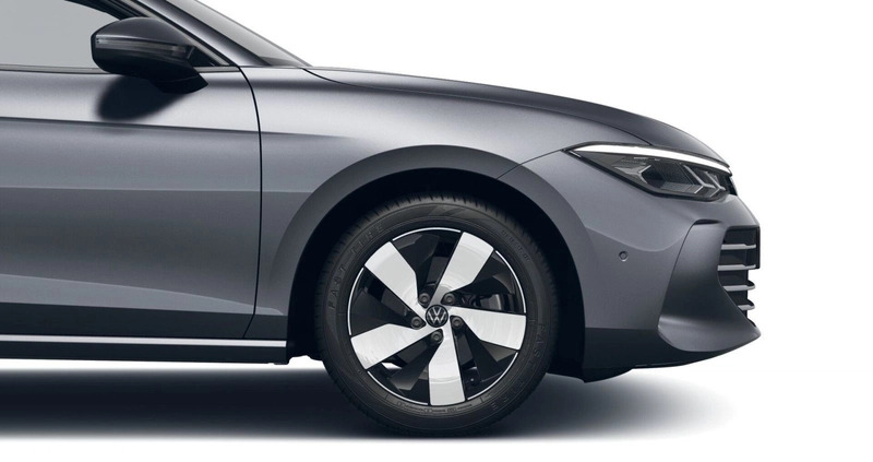 Volkswagen Passat cena 184000 przebieg: 10, rok produkcji 2024 z Słupsk małe 46